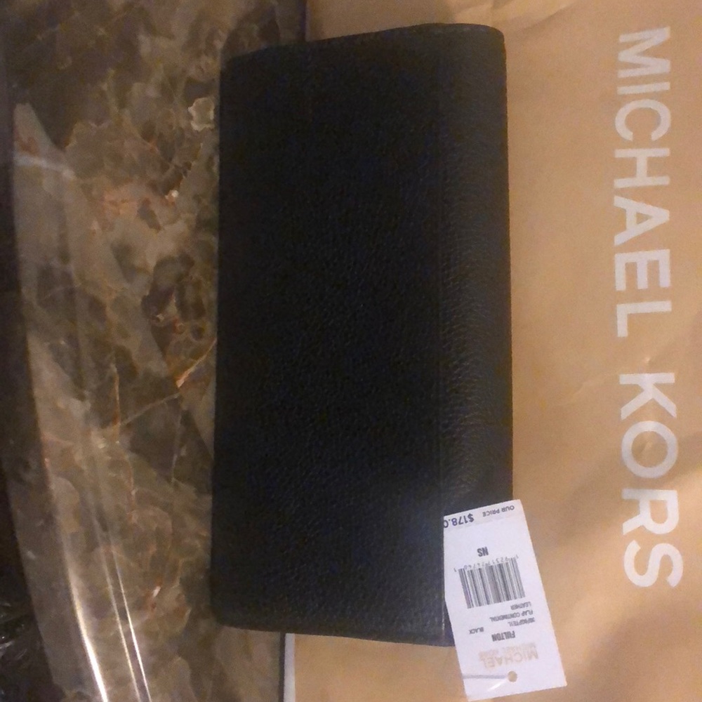 Wallet - Picture 2 of 2